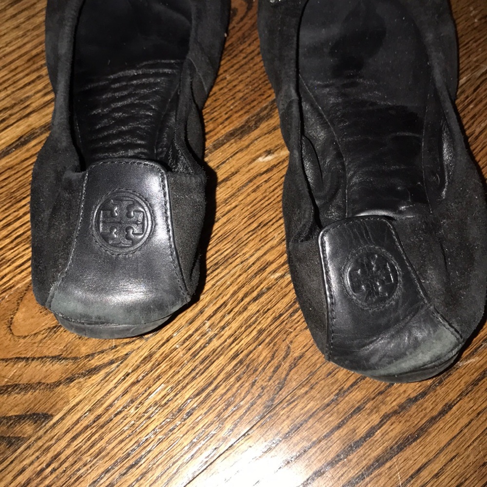 Shoes - Picture 2 of 4